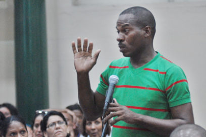 Debaten fuertemente sobre eliminación de delitos e ilegalidades