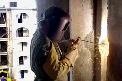 Cienfuegueros asumen tareas constructivas en La Habana