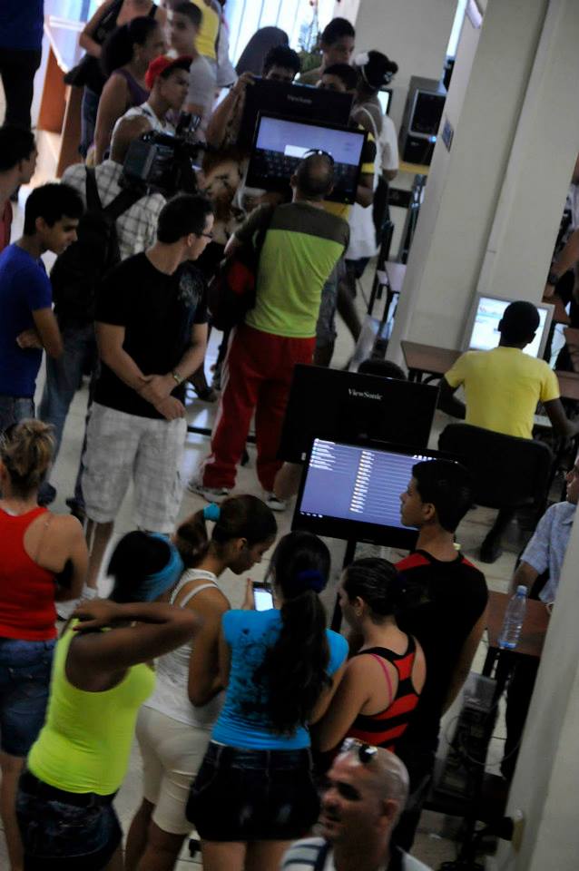 Feria Juvenil de las Tecnologías. Foto: Roberto Suárez