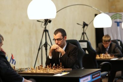 Leinier abre con empate en París