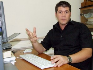 Doctor Ricardo Torres Pérez, jefe del equipo de Economía Cubana del CEEC. Foto: Heriberto González Brito 