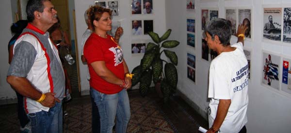 A la inauguración de la muestra asistieron autoridades de la provincia de Cienfuegos