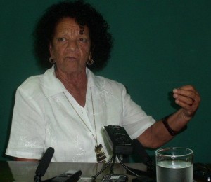 Dalia Aguilar, fundadora del Ballet Folclórico de Camagüey recibió el premio del Festival Olorum. Foto: