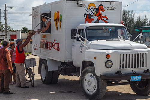 El carrito de helado ha sido aclamado por la población camagüeyana.