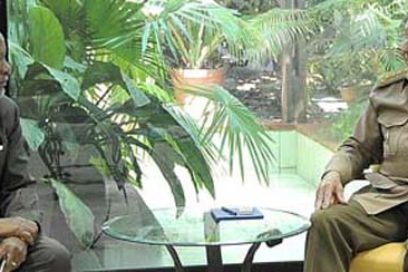 Recibió Presidente cubano a delegación de Namibia