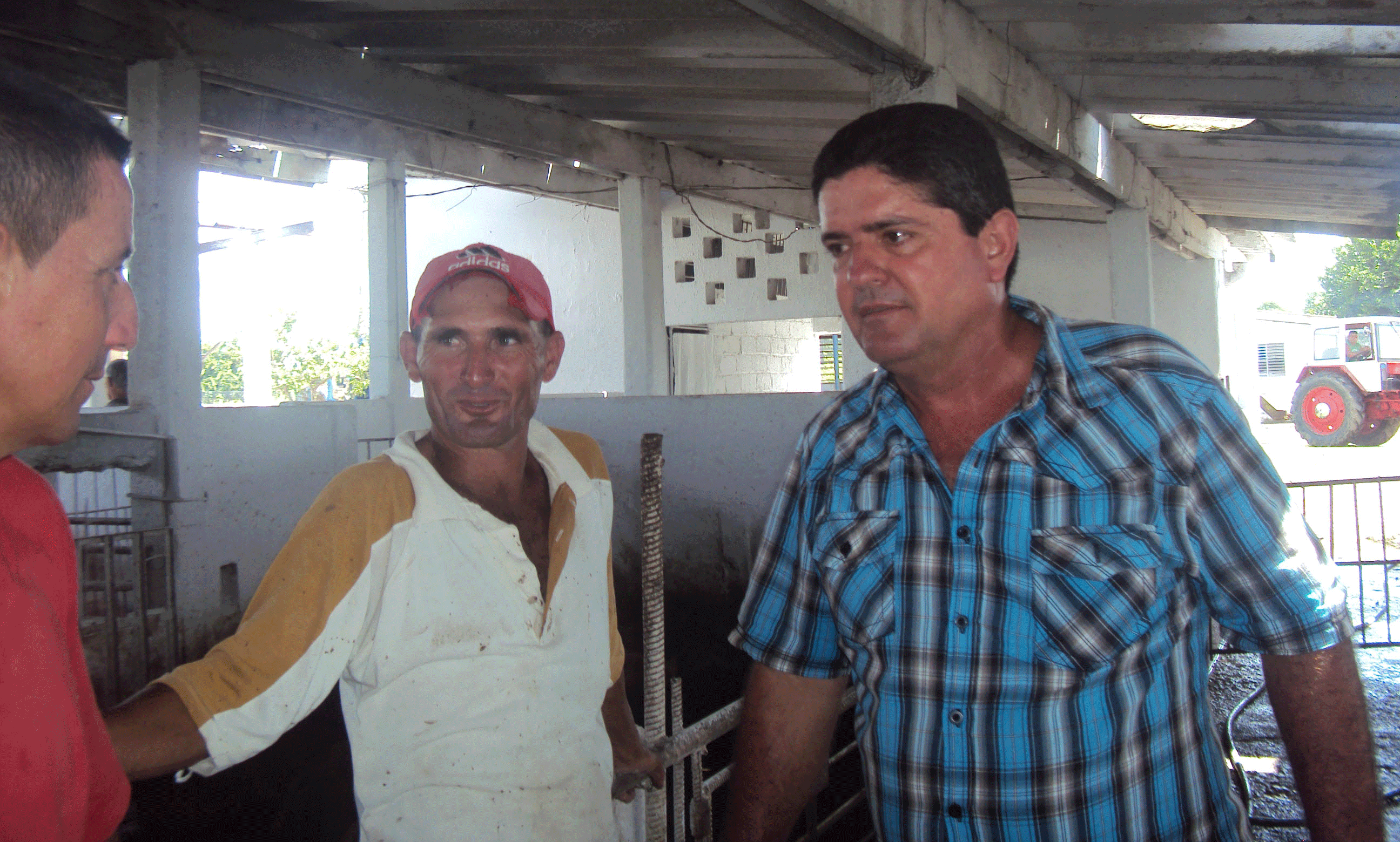 José mantiene un estricto control del contrato. Foto: De la autora