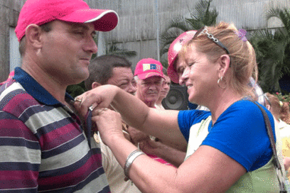 Otorgan Sello 70 Aniversario de la CTC a central Ecuador