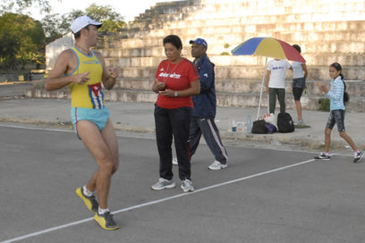 Celebrarán primer Campeonato Nacional de Retrorruning