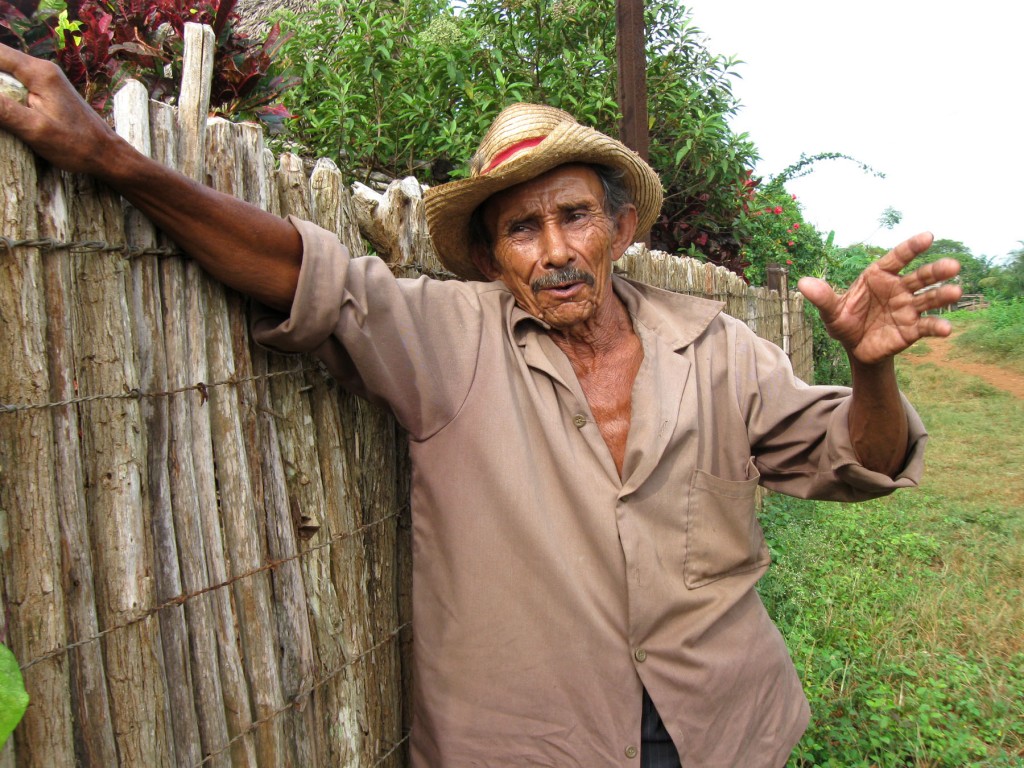 “El cambio constante de administradores hizo ‘leña’ a la cooperativa”, afirma Santiago.