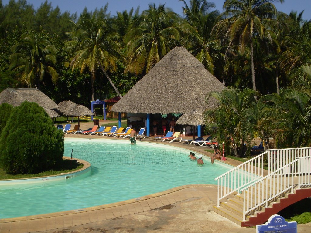 El hotel Brisas del Caribe llega a sus 18 años de fundado.