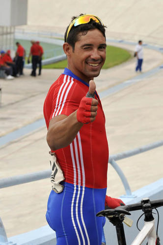 Arnold Alcolea, el mejor rutero de Cuba, también participó en algunas competencias en la pista de esta Copa Cuba. Foto: José Raúl Rodríguez Robleda