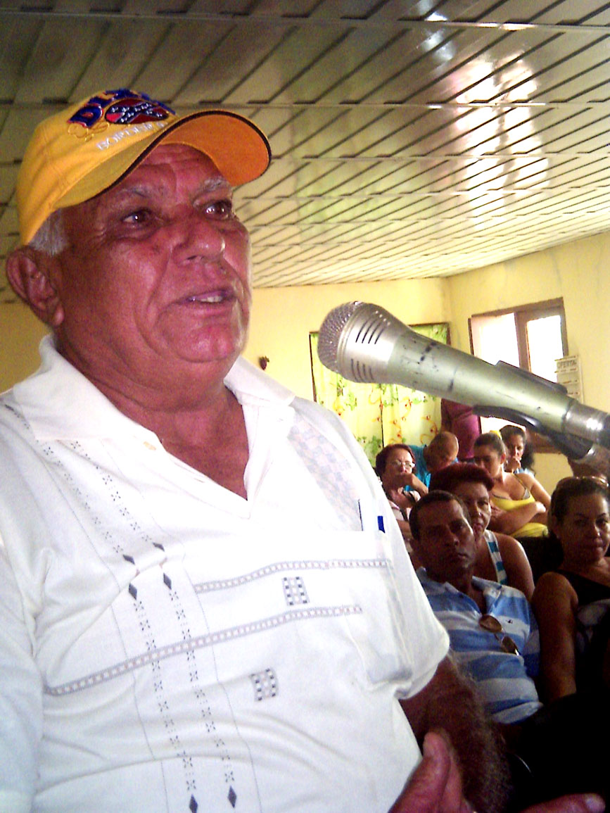 A menos de una semana del inicio de la 53 Serie Nacional de Béisbol y con el riesgo que siempre implica la interpretación de las estadísticas para no verlas como la simple suma directa de valores numéricos, intentaremos acercarnos a quiénes han sido los mejores receptores defensivos de Cuba de todos los tiempos. A menos de una semana del inicio de la 53 Serie Nacional de Béisbol y con el riesgo que siempre implica la interpretación de las estadísticas para no verlas como la simple suma directa de valores numéricos, intentaremos acercarnos a quiénes han sido los mejores receptores defensivos de Cuba de todos los tiempos.