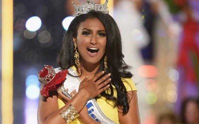 Nina Davuluri, actual Miss New York y Miss America.