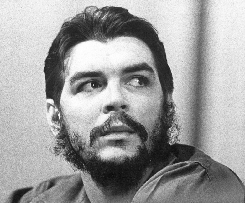 La obra del Che es permanente motivo de reflexión para todos los revolucionarios.