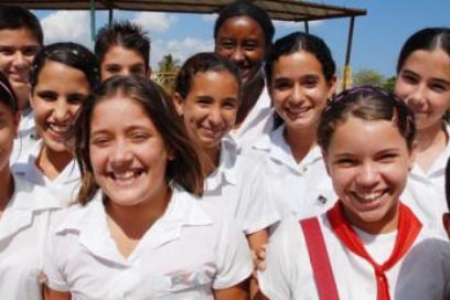 Debaten sobre niñez, adolescencia y familia