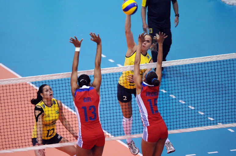 Ellen Braga fue un azote para Cuba en la fecha del debut. Foto: FIVB