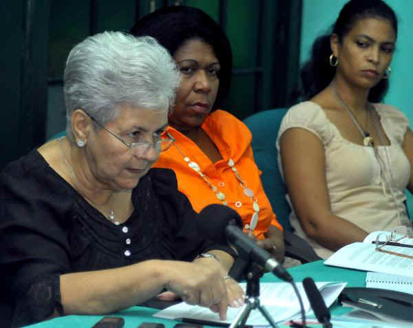 Gladys Bejerano, miembro del Comité Central del Partido Comunista de Cuba y Contralora General de la República