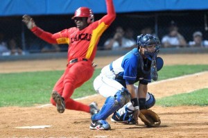 Otra vez el juego fuerte caracterizará la nueva temporada. Foto: Marcelino VAZQUEZ HERNANDEZ