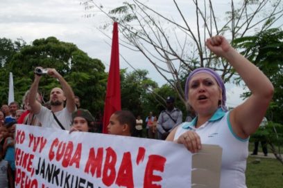 Voces por el cierre de las bases militares en Guantánamo