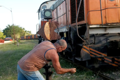 Listos ferroviarios avileños para zafra azucarera