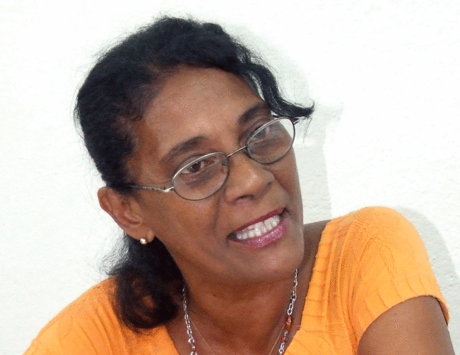 Con su investigación doctoral, la profesora Digna Pérez Bravo rescata la faceta de Lázaro Peña como pedagogo, nunca antes reconocida como tal. Foto: Heriberto González