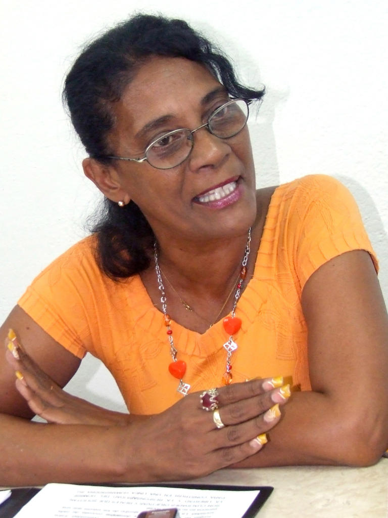 Con su investigación doctoral, la profesora Digna Pérez Bravo rescata la faceta de Lázaro Peña como pedagogo, nunca antes reconocida como tal. Foto: Heriberto González