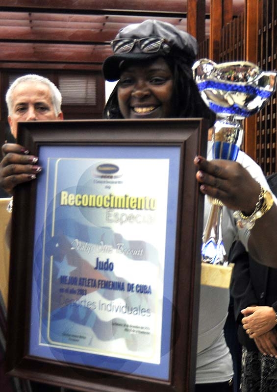 Idalis Ortiz, por segundo año consecutivo, la mejor deportista cubana. Foto: josé Raúl Rodríguez Robleda.