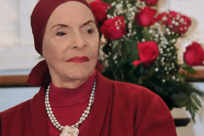 Felicita Presidente cubano a la Prima Ballerina Assoluta Alicia Alonso en su cumpleaños 98
