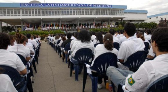 escuela-latinoamericana-de-medicina-elam-cuba-580x320
