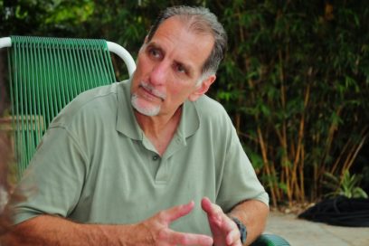 René González ofrecerá testimonios a comisión internacional