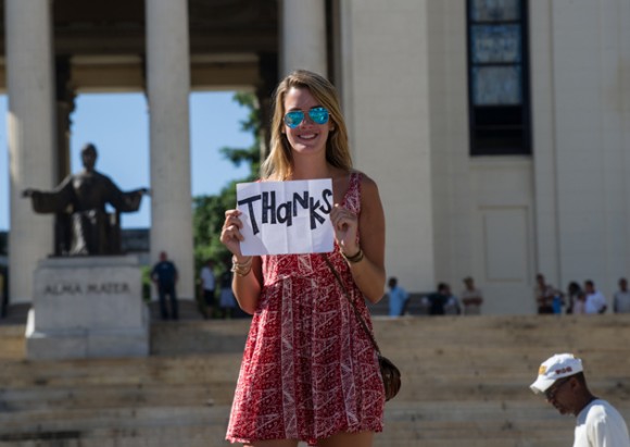 Universitarios norteamericanos visitan la Isla de Cuba, como parte del programa Semestre en el mar. Foto: Yamil Lage/ AFP
