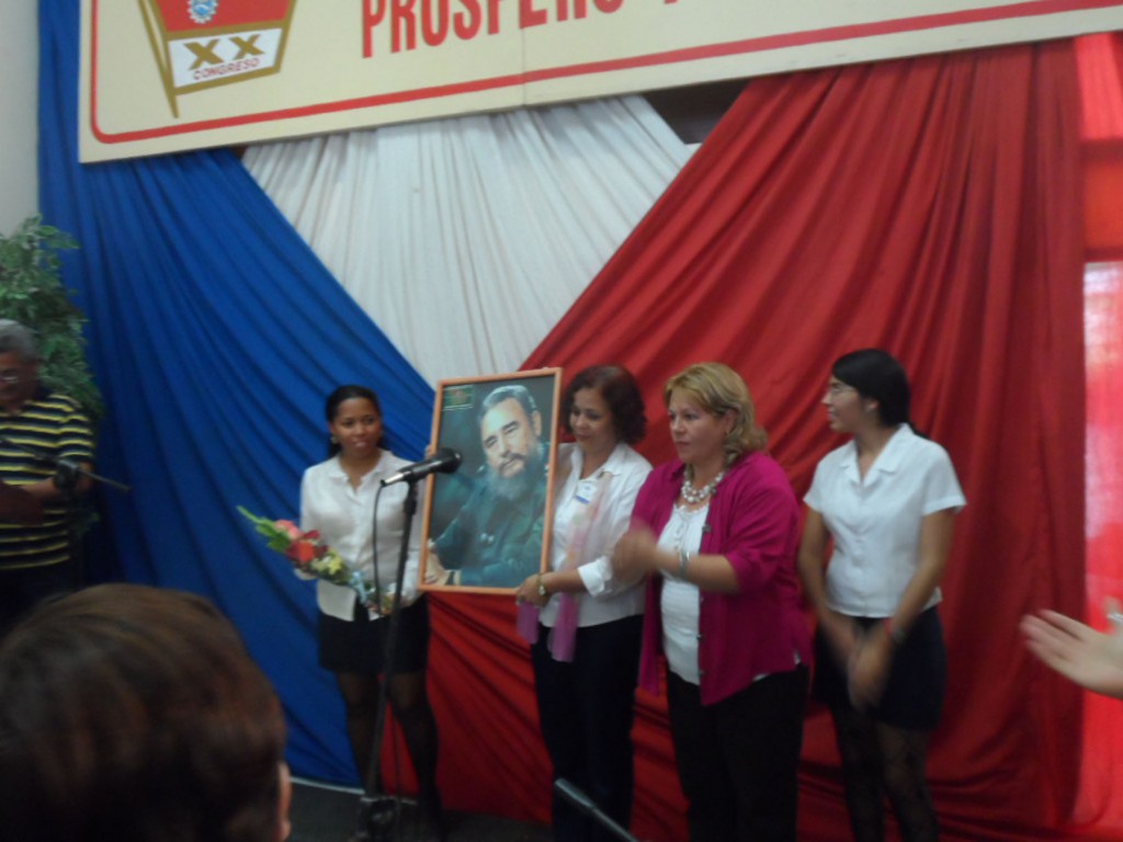 La CTC reconoció al colectivo de DESOFT por sus resultados destacados en la producción y las labores sindicales. Foto: Eduardo González Martínez.