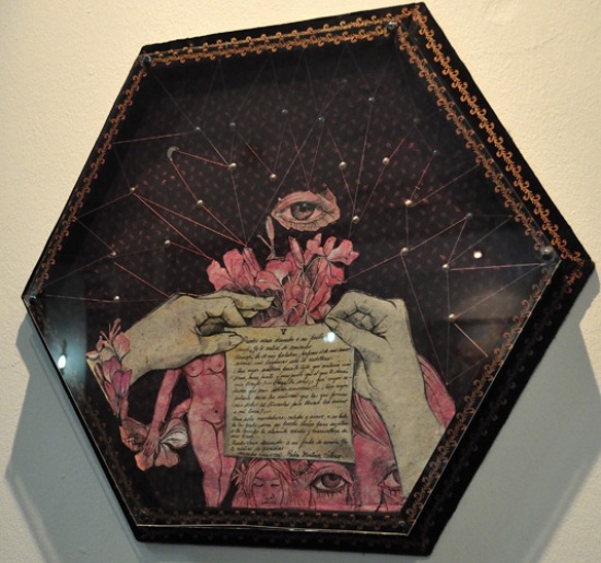 Del poema Hexaedro Rosa, de Rubén Martínez Villena, 2009. Técnica mixta. 65 x 57 x 0.5 cm.