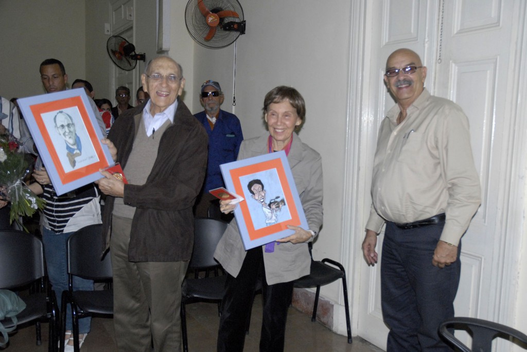 Estela y Ernesto Bravo en la sede de la Upec Nacional | fotos: Yoandry Ávila (Cubaperiodistas.cu)