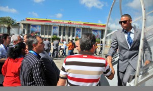 Llegada a Isla Margarita del equipo de Villa Clara, el cual fue recibido por Víctor Fidel Gaute, jefe de las misiones cubanas en Venezuela. Foto: R