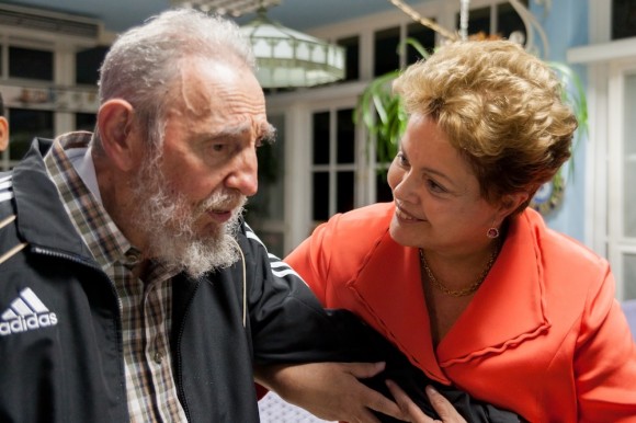 Fidel se reunió con la presidenta brasileña, Dilma Rousseff. Foto: Alex Castro Fidel se reunió con la presidenta brasileña, Dilma Rousseff. Foto: Alex Castro