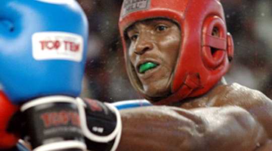 El boxeador cubano aun no podrá boxear