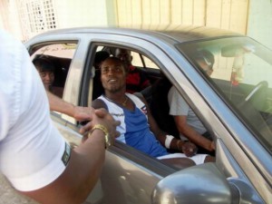 Julio César La Cruz fue herido en su auto a la salida de un centro recreativo nocturno. Las autoridades apresaron rapidamente a los autores. Foto: Tomada de Cubadebate.