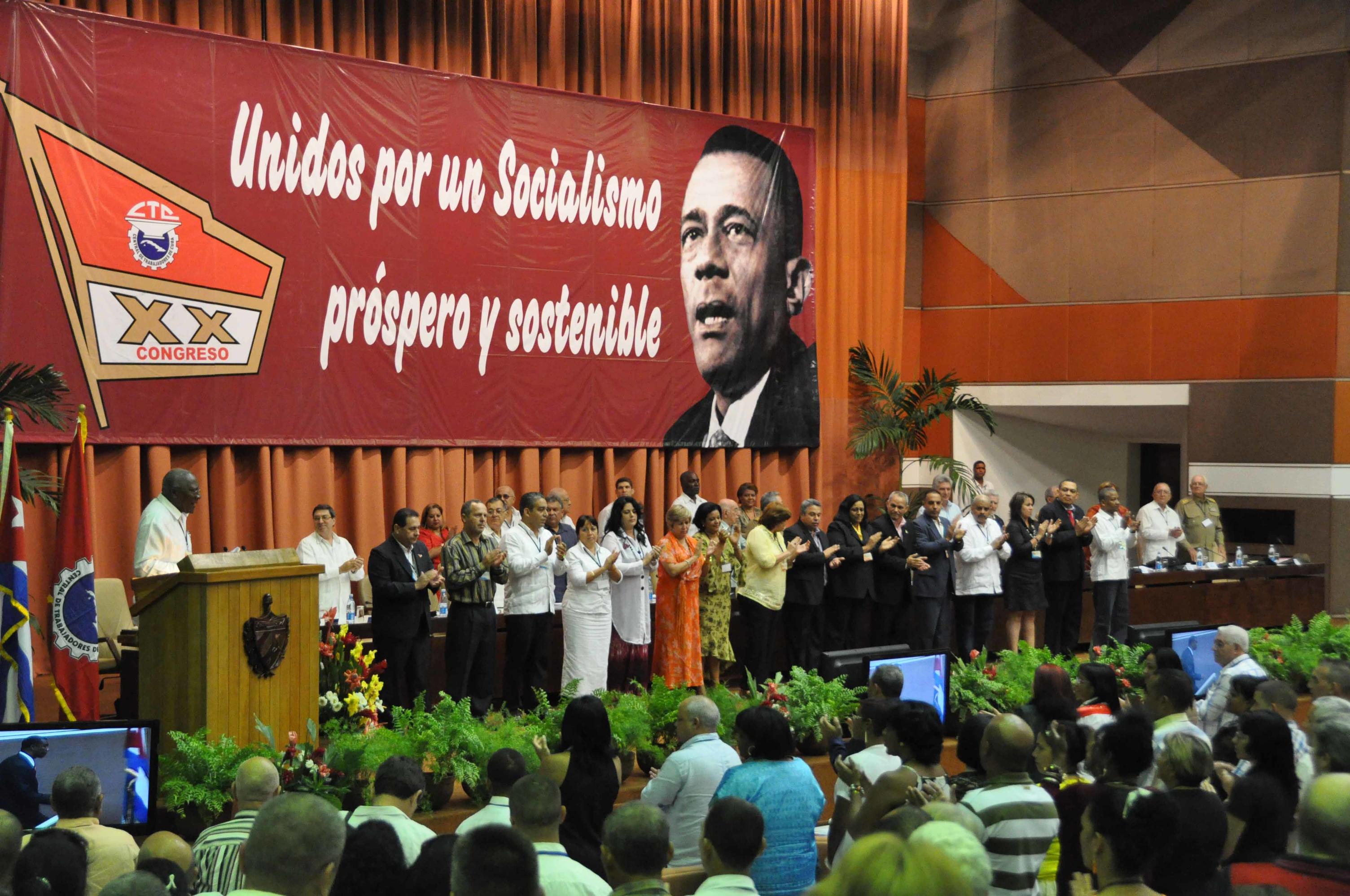 Presentación del secretariado ejecutivo nacional de la Central de Trabajadores, en el marco del XX Congreso de la organización obrera, con sede en el Palacio de Convenciones de La Habana, el 22 de febrero de 2014. AIN FOTO/Marcelino VÁZQUEZ HERNÁNDEZ/