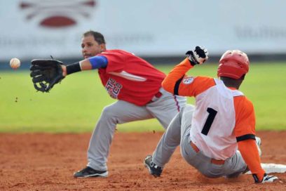 Villa Clara derrotó a Indios de Mayagüez y sigue con vida