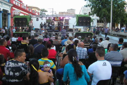 Festival de música Arañando la nostalgia en Holguín