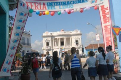 Entre libros y metáforas