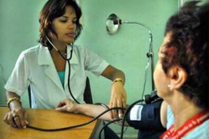 Primero de mayo: trabajadores de la salud al frente del desfile