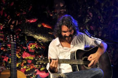 Santiaguito Feliú: el mundo me ha hecho así como soy: rojo, a mi manera, pero rojo