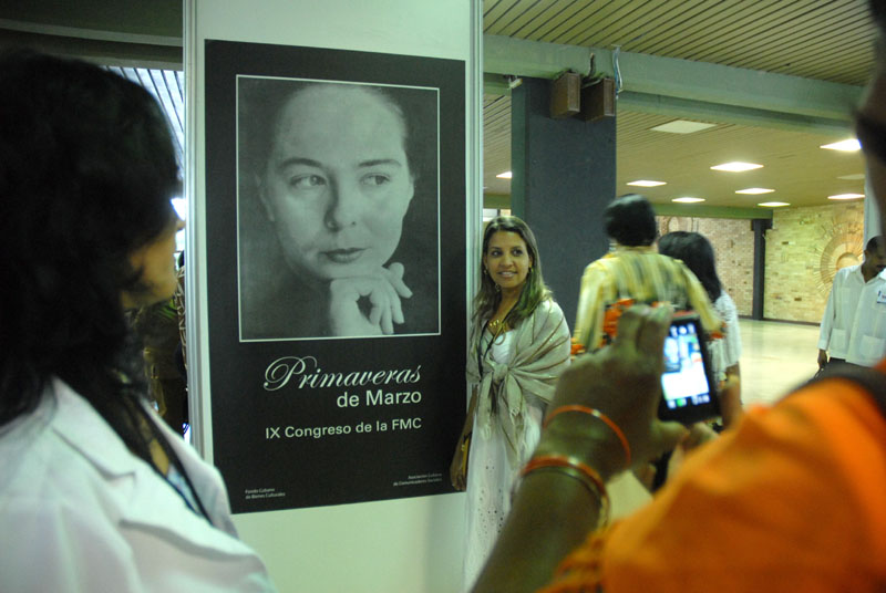 Expo Primaveras de Marzo, en saludo al IX Congreso de la FMC y a su fundadora Vilma Espín. Foto: Agustín Borrego.