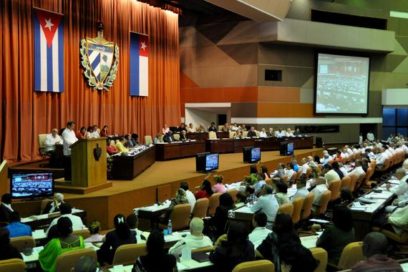 Preside Raúl Castro Sesión Extraordinaria del Parlamento