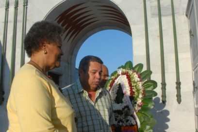 Recuerdan trabajadores cubanos a Lázaro Peña (+ Fotos)