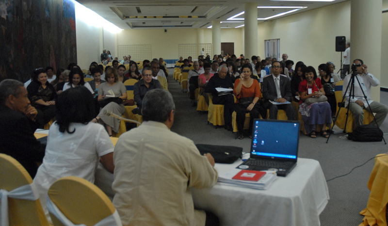 Los juristas debaten temas de interés como el derecho laboral