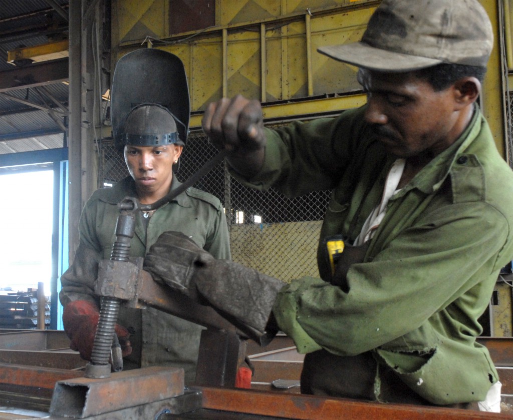 La práctica corroboró la posibilidad y factibilidad de hacer estos equipos. Fotos: Agustín Borrego Torres