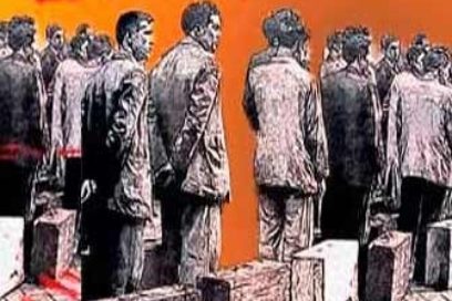 Españoles hacen sus maletas y parten hacia América